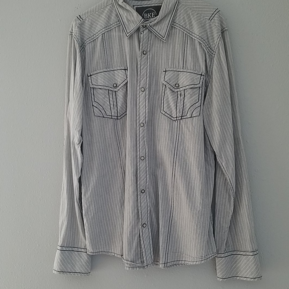BUCKLE Athletic fit men shirt L